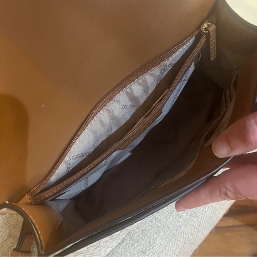 Michael Kors Brown and Cream Crossbody Bag - Picture 5 of 8